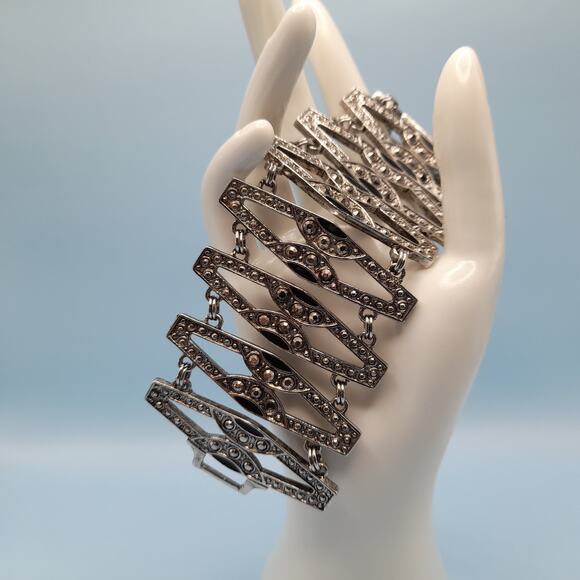 Vintage Art Deco Faux Marcasite Rhinestone Wide Bracelet, 7 1/4 Inches, 1980s - Picture 2 of 9